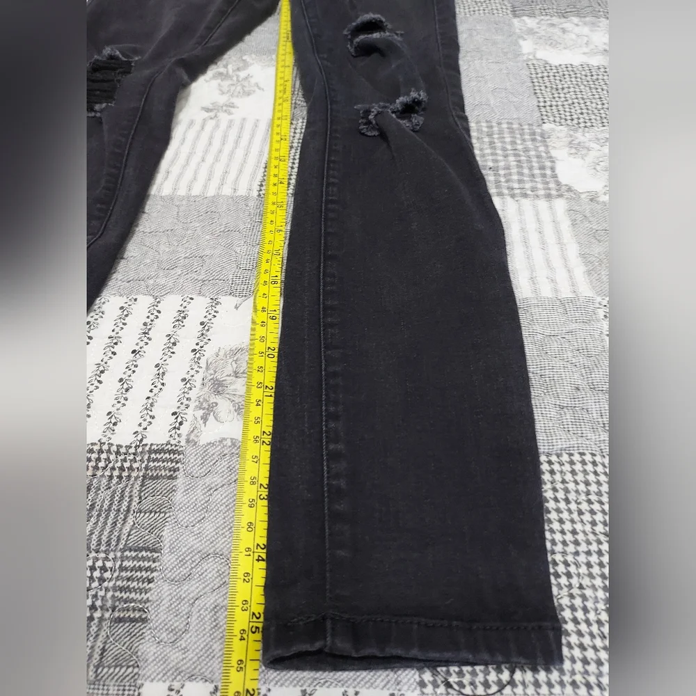 Guess jeans and shirt - Picture 15 of 15